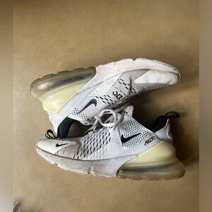 Nike AirMax 270. Size W 10.